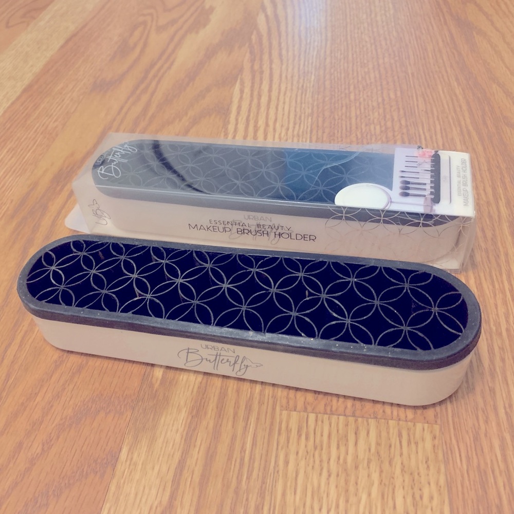 Makeup brush Brush holders.  Two.  One BNIB and one out of box